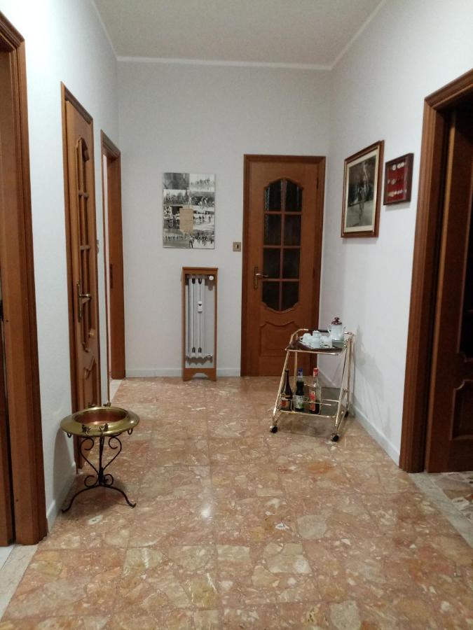 Bruno Turin Apartment Near The Metro 科莱尼奥 外观 照片