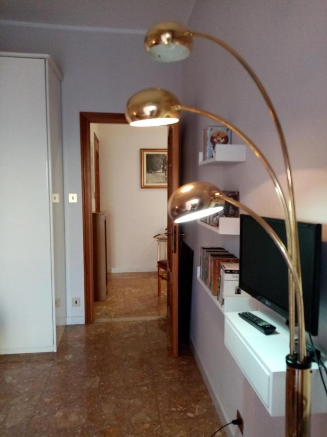 Bruno Turin Apartment Near The Metro 科莱尼奥 外观 照片