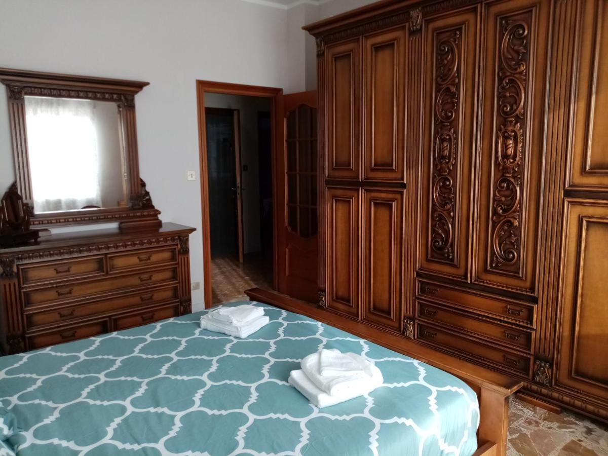 Bruno Turin Apartment Near The Metro 科莱尼奥 外观 照片