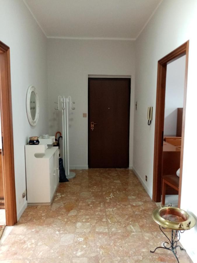Bruno Turin Apartment Near The Metro 科莱尼奥 外观 照片