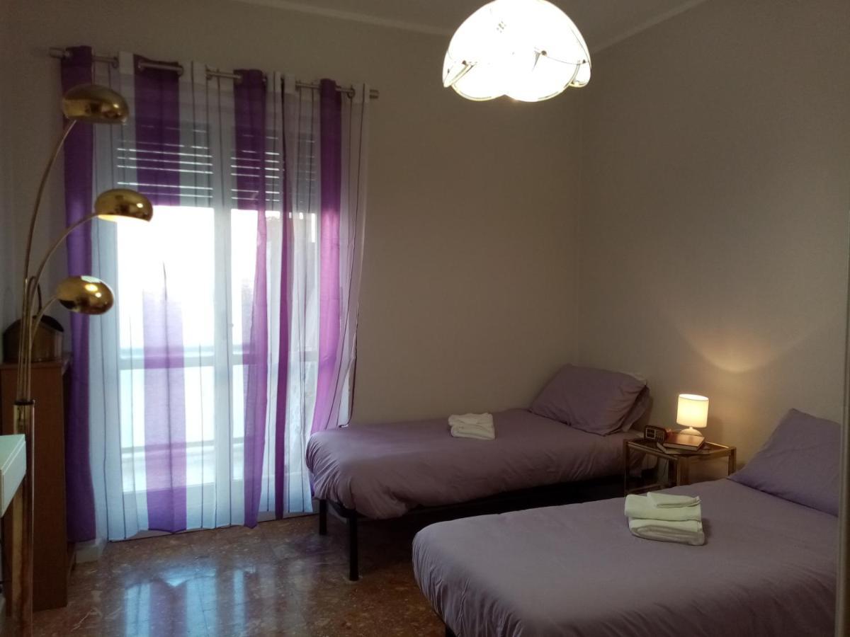 Bruno Turin Apartment Near The Metro 科莱尼奥 外观 照片