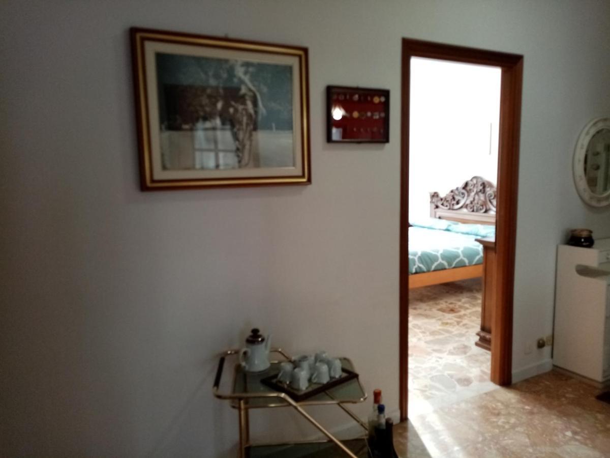 Bruno Turin Apartment Near The Metro 科莱尼奥 外观 照片