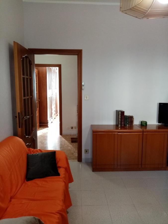 Bruno Turin Apartment Near The Metro 科莱尼奥 外观 照片