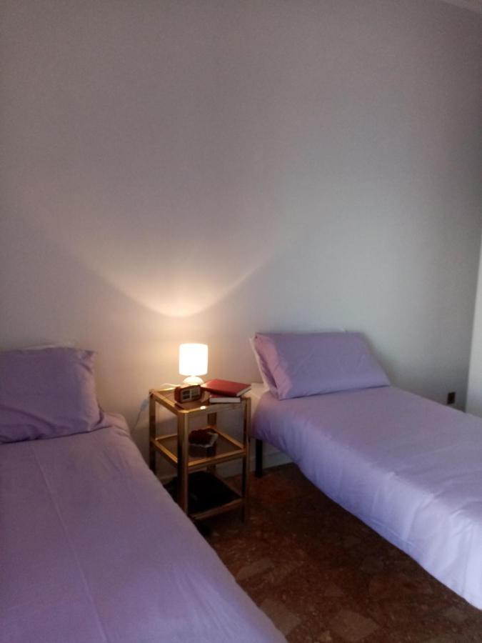 Bruno Turin Apartment Near The Metro 科莱尼奥 外观 照片
